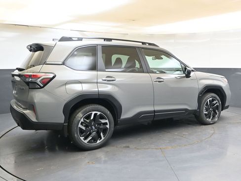 New 2026 Subaru Forester Premium AWD/4WD image 2