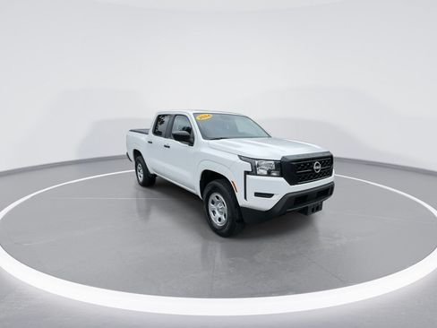 Used 2024 Nissan Frontier S w/ Technology Package AWD/4WD image 2