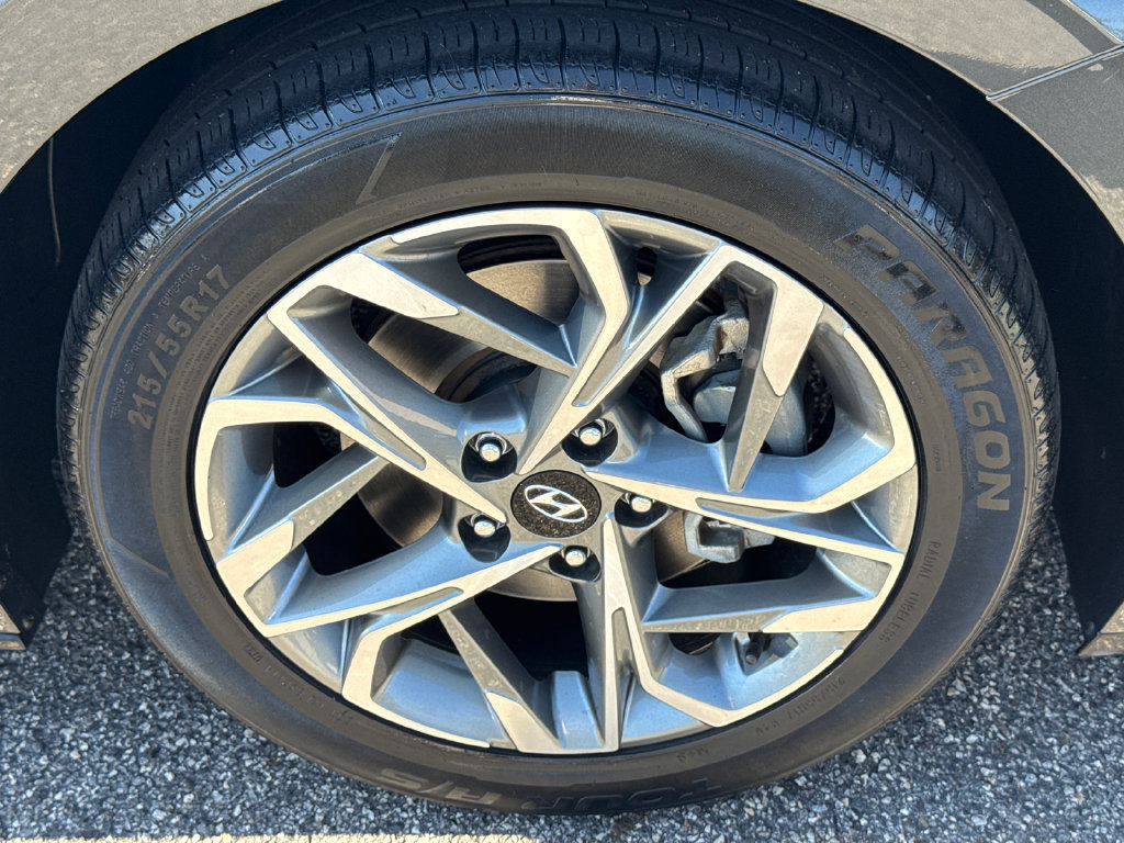 Used 2023 Hyundai Sonata SEL w/ Cargo Package FWD image 6
