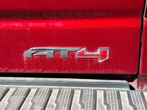 Used 2021 GMC Sierra 1500 AT4 w/ AT4 Preferred Package AWD/4WD image 10