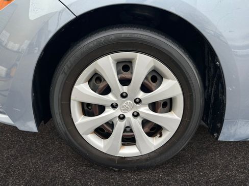 Used 2020 Toyota Corolla LE image 14
