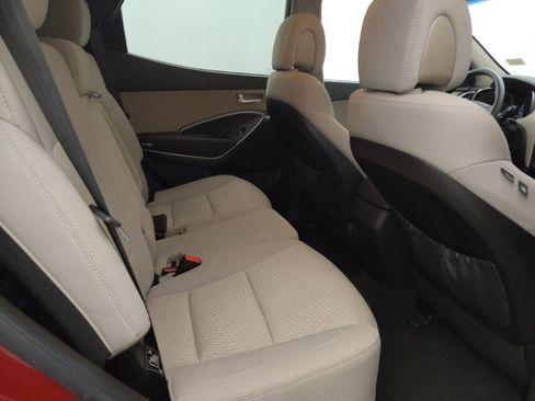 Used 2018 Hyundai Santa Fe Sport image 19