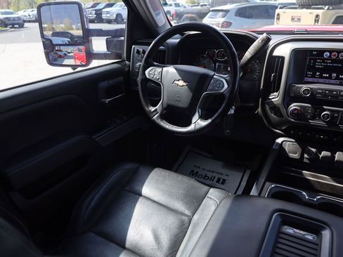 Used 2018 Chevrolet Silverado 2500 LTZ w/ Duramax Plus Package AWD/4WD image 19