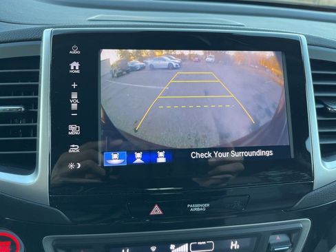 Certified 2017 Honda Pilot Touring image 15