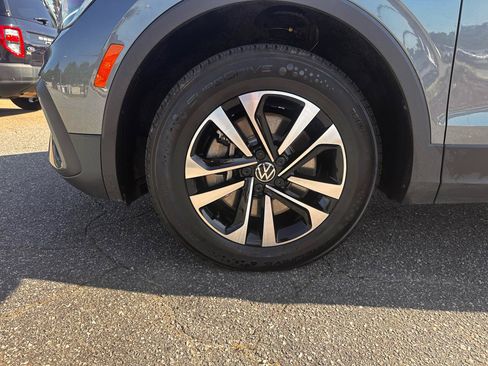 Used 2024 Volkswagen Tiguan S AWD/4WD image 53