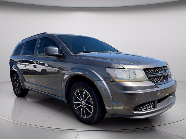 Used 2018 Dodge Journey SE w/ Connectivity Group FWD image 5