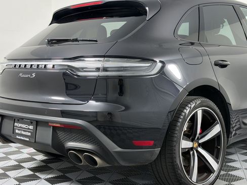 Certified 2024 Porsche Macan S AWD/4WD image 27