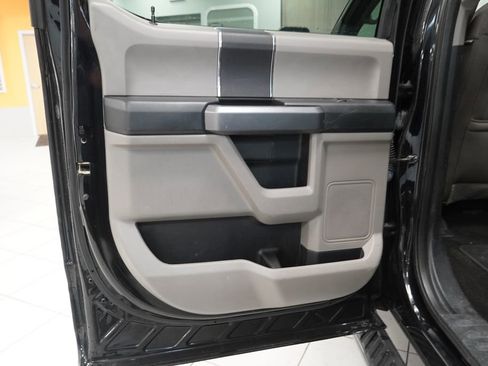 Used 2018 Ford F150 XLT w/ Trailer Tow Package image 24