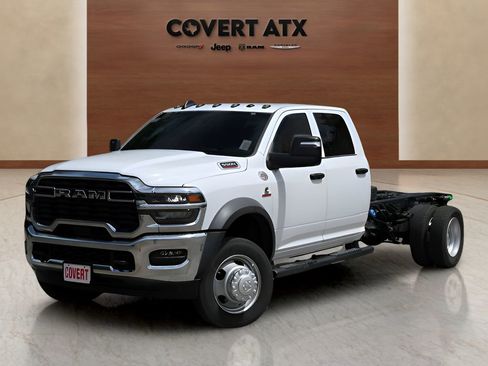 New 2026 RAM 5500 Tradesman w/ Chrome Appearance Group image 1