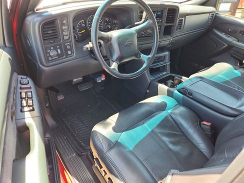 Used 2001 Chevrolet Silverado 2500 LT w/ Off-Road Skid Plate Pkg AWD/4WD image 15