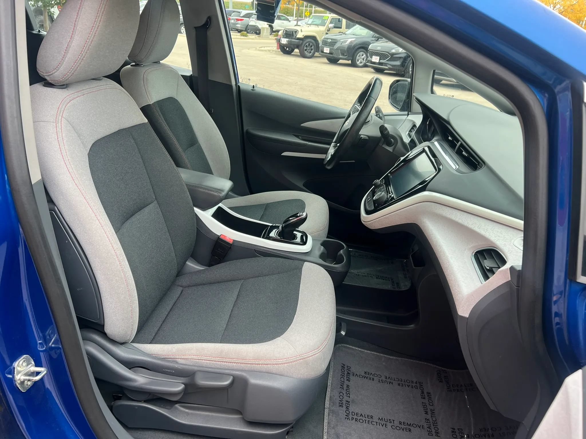 Used 2021 Chevrolet Bolt LT FWD image 8