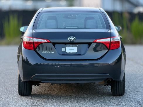 Used 2015 Toyota Corolla L FWD image 4