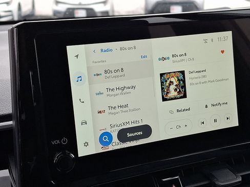 Certified 2025 Toyota Corolla Cross AWD Hybrid image 17