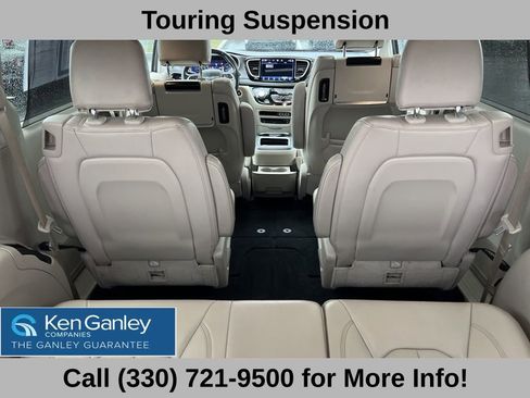Used 2021 Chrysler Pacifica Touring-L w/ Uconnect Theater Family Group image 56