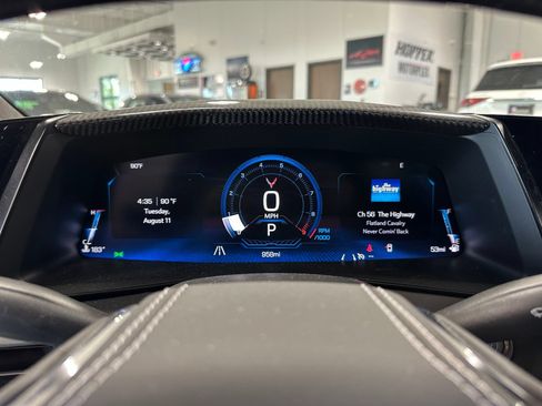 Used 2026 Chevrolet Corvette Z06 RWD image 25