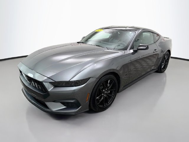 Used 2025 Ford Mustang Premium RWD image 3
