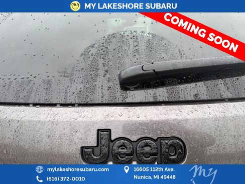 Used 2019 Jeep Grand Cherokee Altitude image 27