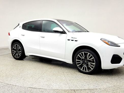 Used 2023 Maserati Grecale Modena image 3