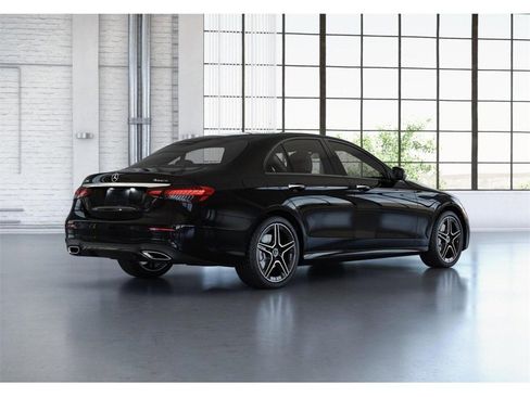 Certified 2022 Mercedes-Benz E 350 E 350 image 22