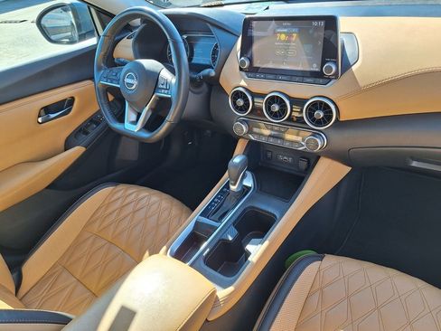 Used 2024 Nissan Sentra SV w/ SV Premium Package image 27