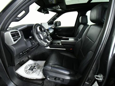 Used 2023 Toyota Tundra Platinum image 5