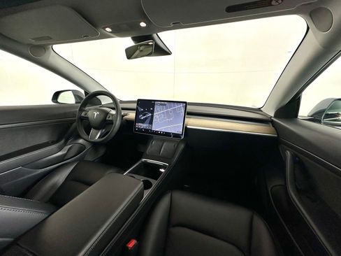 Used 2021 Tesla Model 3 Standard Range Plus RWD image 13