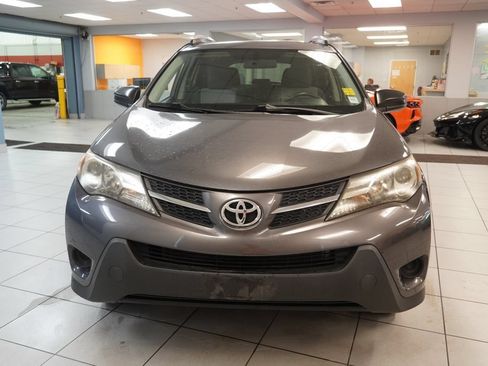 Used 2015 Toyota RAV4 LE AWD/4WD image 14