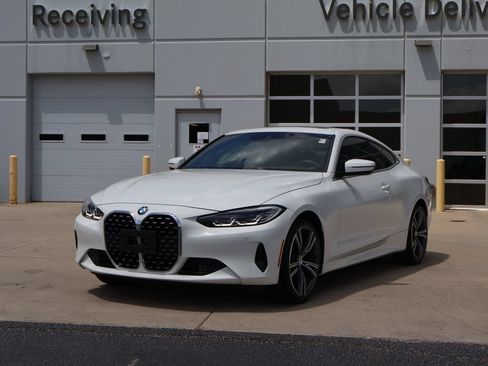 Used 2024 BMW 430i xDrive Coupe w/ Premium Package AWD/4WD image 3