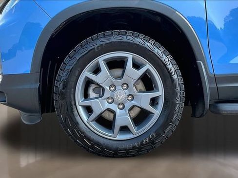 Used 2025 Honda Passport TrailSport image 30
