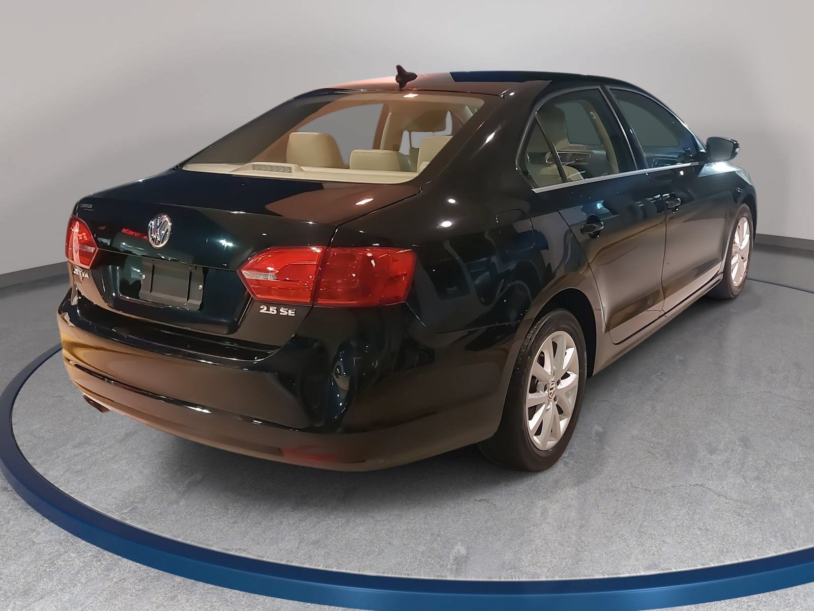 Used 2013 Volkswagen Jetta SE FWD image 5