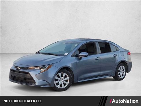 Used 2024 Toyota Corolla LE FWD image 1