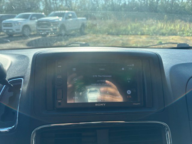 Used 2015 Dodge Grand Caravan SE FWD image 17