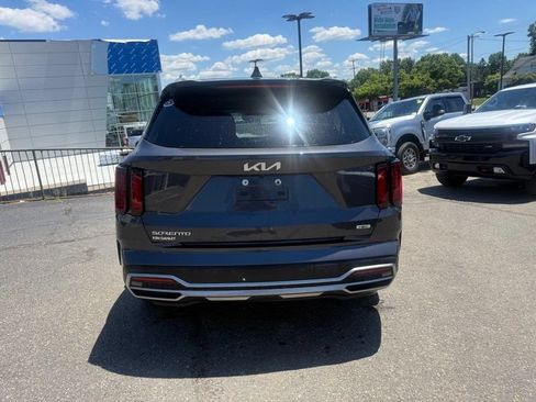Used 2023 Kia Sorento EX AWD/4WD image 7