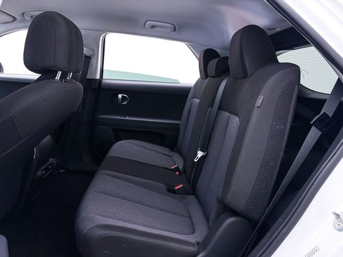 Used 2024 Hyundai Ioniq 5 SEL RWD image 38