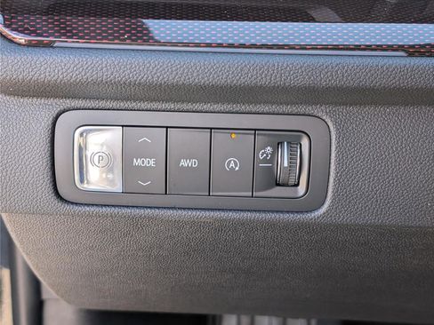 New 2026 Chevrolet Traverse Z71 w/ Enhanced Driving Package image 24