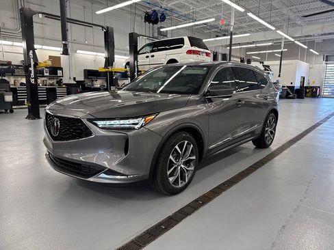 Used 2023 Acura MDX w/ Technology Package AWD/4WD image 7