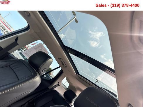 Used 2018 GMC Terrain Denali w/ Advanced Safety Package AWD/4WD image 19