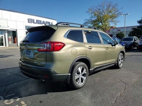 Certified 2023 Subaru Ascent Premium w/ Convenience Package image 3