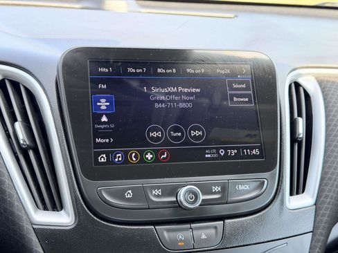 Used 2023 Chevrolet Malibu LT image 3