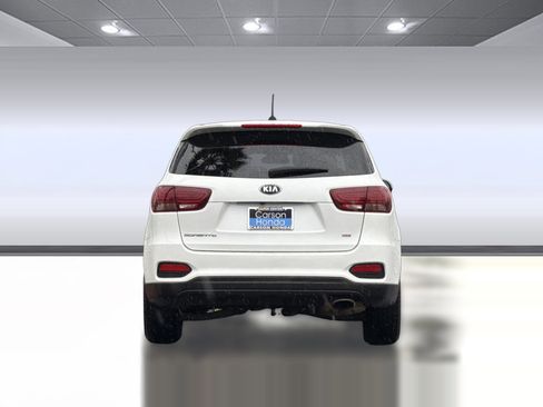 Used 2019 Kia Sorento L image 9