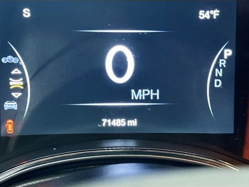 Used 2020 Jeep Grand Cherokee Laredo image 13