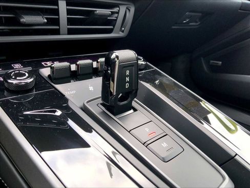 New 2026 Porsche 911 Carrera image 17