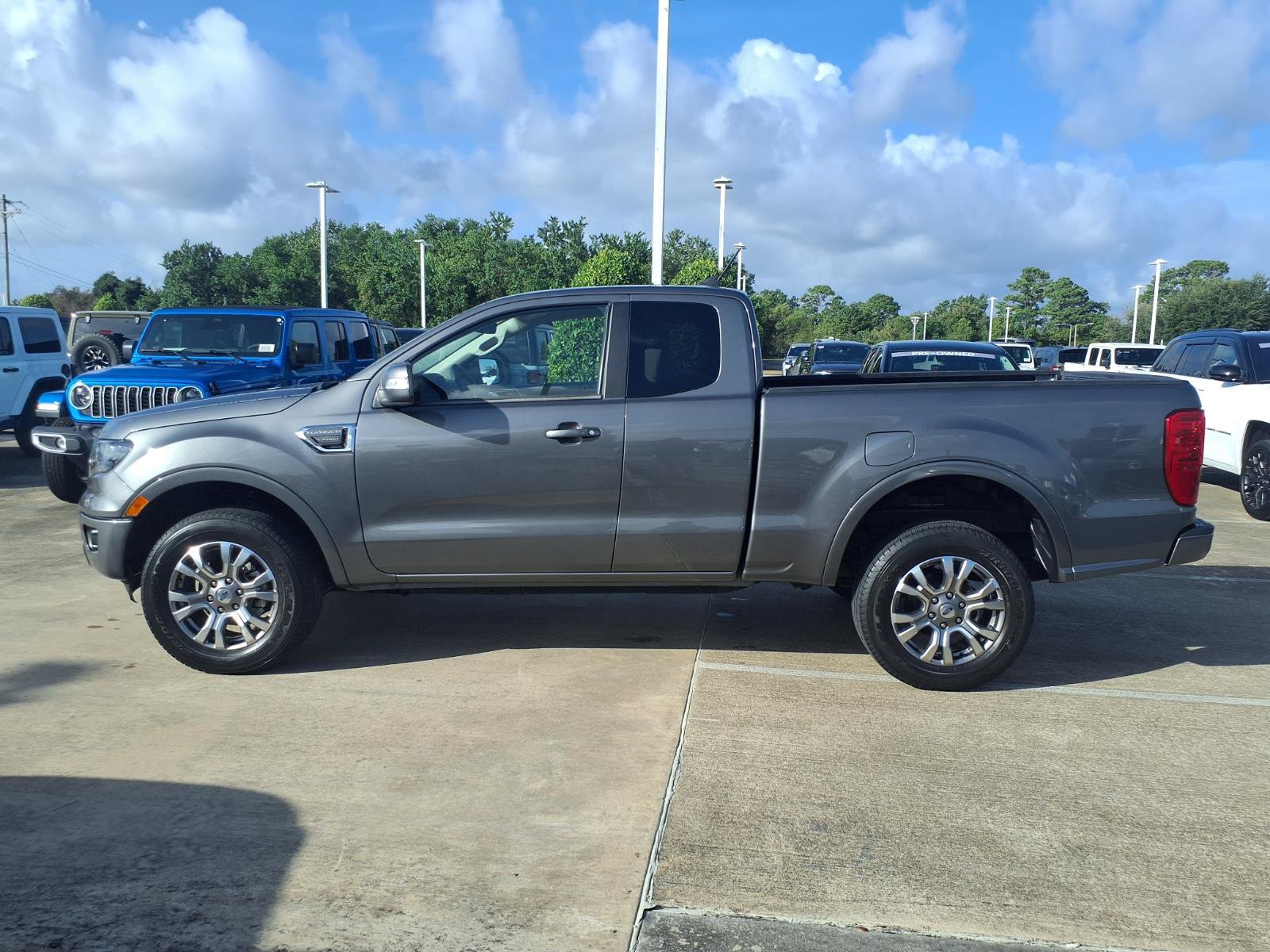 Used 2022 Ford Ranger Lariat RWD image 9