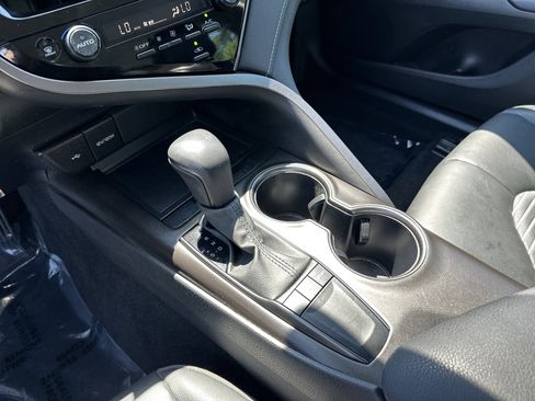 Used 2024 Toyota Camry SE FWD image 26