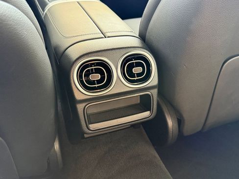 Used 2024 Mercedes-Benz C 300 4MATIC Sedan image 24