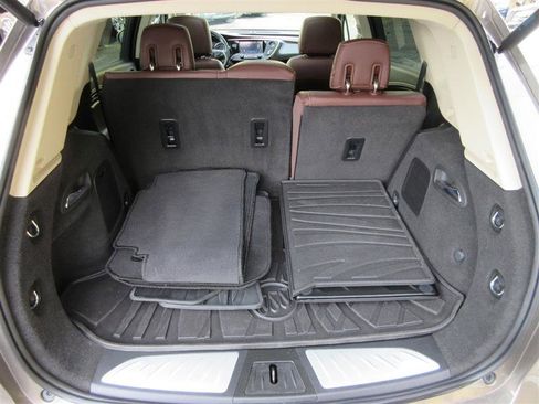 Used 2017 Buick Envision Essence image 6