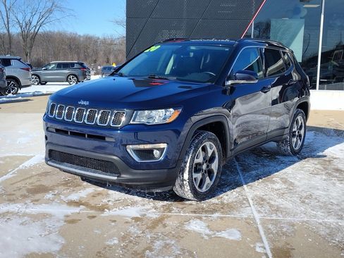Used 2020 Jeep Compass Limited image 1