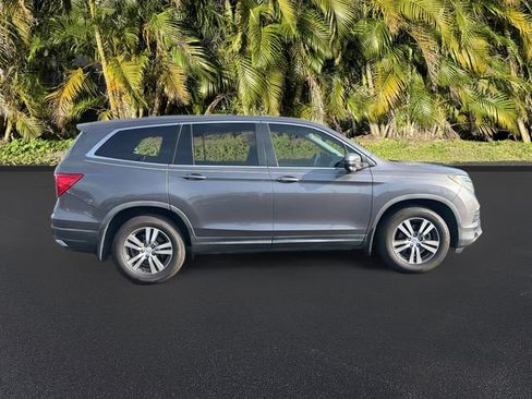 Used 2017 Honda Pilot EX-L image 3