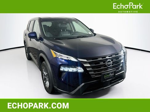 Used 2026 Nissan Rogue SV AWD/4WD image 1