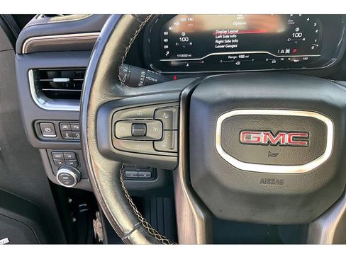 Used 2022 GMC Yukon AT4 w/ AT4 Premium Plus Package AWD/4WD image 10
